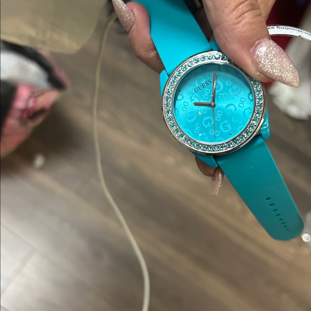 Givvy Guess Watch